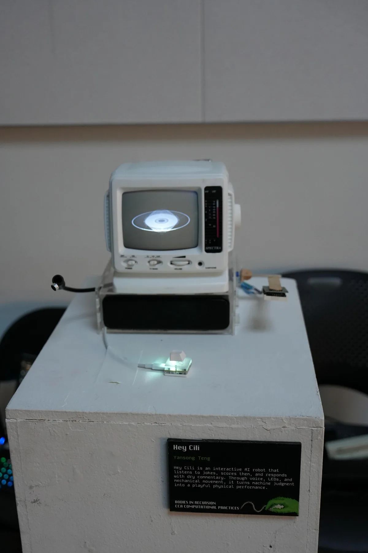 Hey, Cili joke robot installed on its exhibition plinth